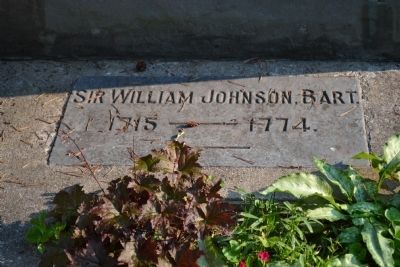 Sir William Johnson's Grave image. Click for full size.