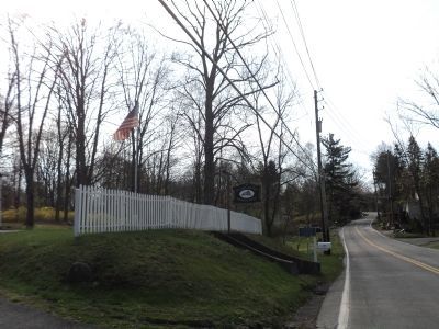 Marker on Locust Avenue. Click for full size. Marker on Locust Avenue image. Click for full size.