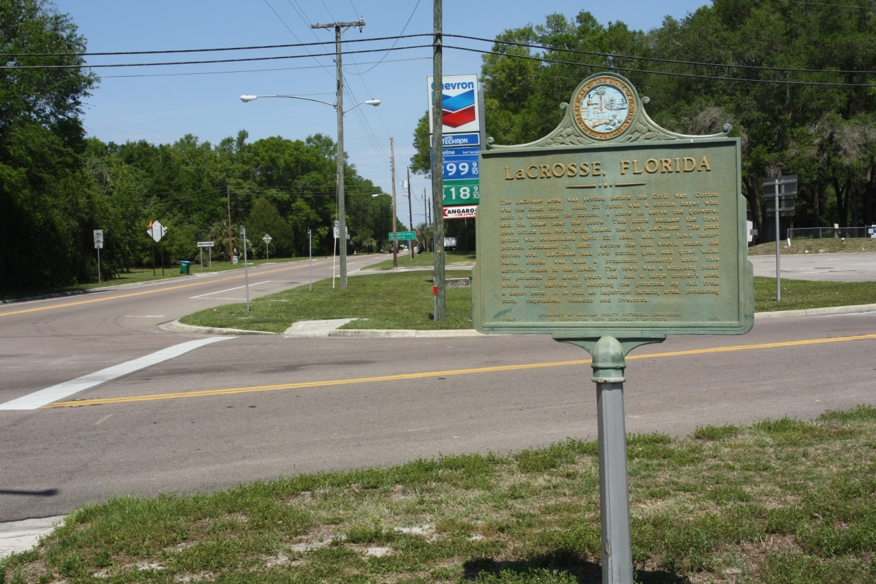 LaCrosse, Florida Marker at State Roads 121 and 235 intersection, looking north