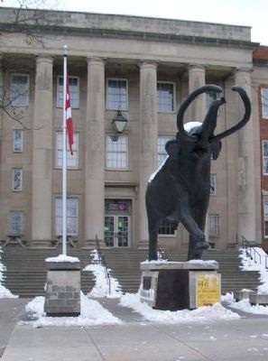 Mammuthus Columbi Statue and Marker. Click for full size. Mammuthus Columbi Statue and Marker image. Click for full size.