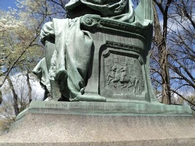 Detail on Abraham de Peyster Monument image. Click for full size.