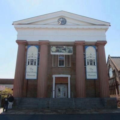 Lynchburg Old Court House image. Click for full size.