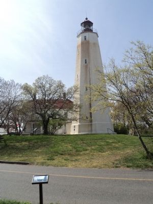 Marker at the Sandy Hook Lighthouse image. Click for full size.