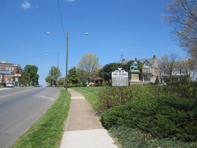 Park Ave & 9th St (facing north) image. Click for full size.