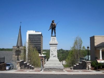 Lynchburg Confederate Soldiers Monument image. Click for full size.
