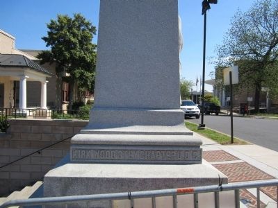 Lynchburg Confederate Soldiers Monument (side) image. Click for full size.
