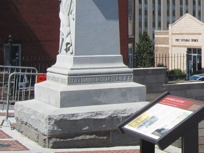 Lynchburg Confederate Soldiers Monument (side) image. Click for full size.