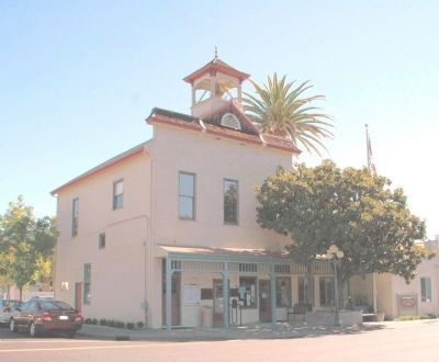 Calistoga City Hall image. Click for full size.