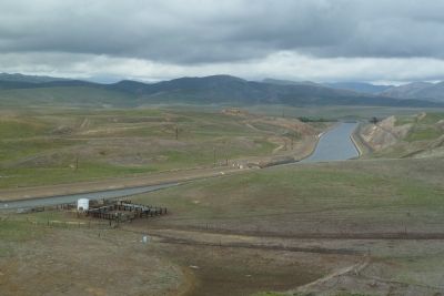 View N, The California Aqueduct image. Click for full size.