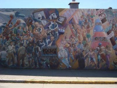 “A Peoples History of Telegraph Avenue” Mural, #2 (left to right) image. Click for full size.