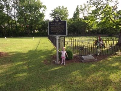 Lest We Forget Marker. Click for full size. Lest We Forget Marker image. Click for full size.