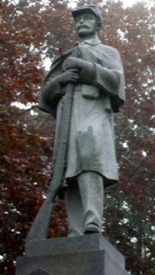 Civil War Memorial Statue. Click for full size. Civil War Memorial Statue image. Click for full size.