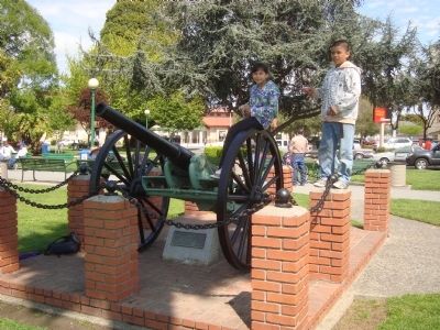 Field Artillery Cannon. Click for full size. Field Artillery Cannon image. Click for full size.