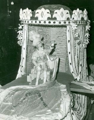 New Orleans Mardi Gras Parade image. Click for full size.