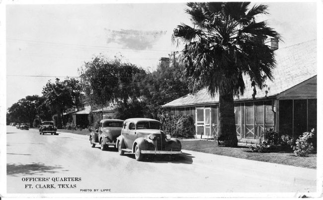Historic view of Quarters 8-9, circa 1938 image. Click for full size.