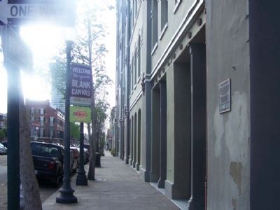Starting Point Marker along Julia Street image. Click for full size.