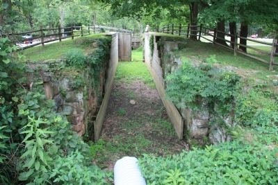 Lock 36 image. Click for full size.