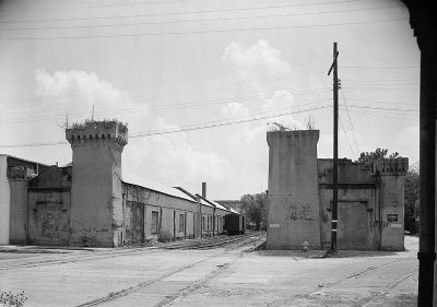 Camden Depot, Anne Street, Charleston image. Click for full size.