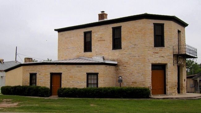 Brackettville's Filippone Building. Click for full size. Brackettville's Filippone Building image. Click for full size.