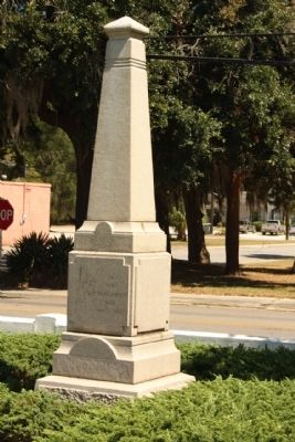 Beaufort Historic District - To Our Confederate Dead 1861-1865 image. Click for full size.
