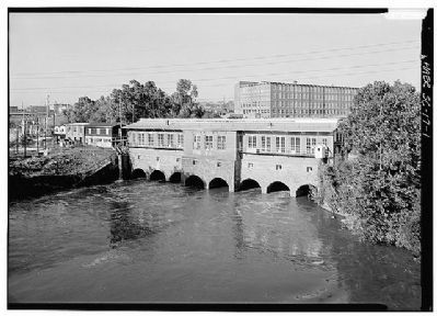 Columbia Canal image. Click for full size.