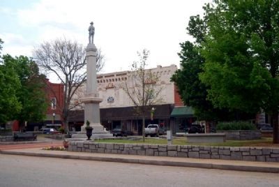 Elbert County Confederate Monument. Click for full size. Elbert County Confederate Monument image. Click for full size.