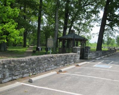 Confederate Cemetery Wall and Marker image. Click for full size.