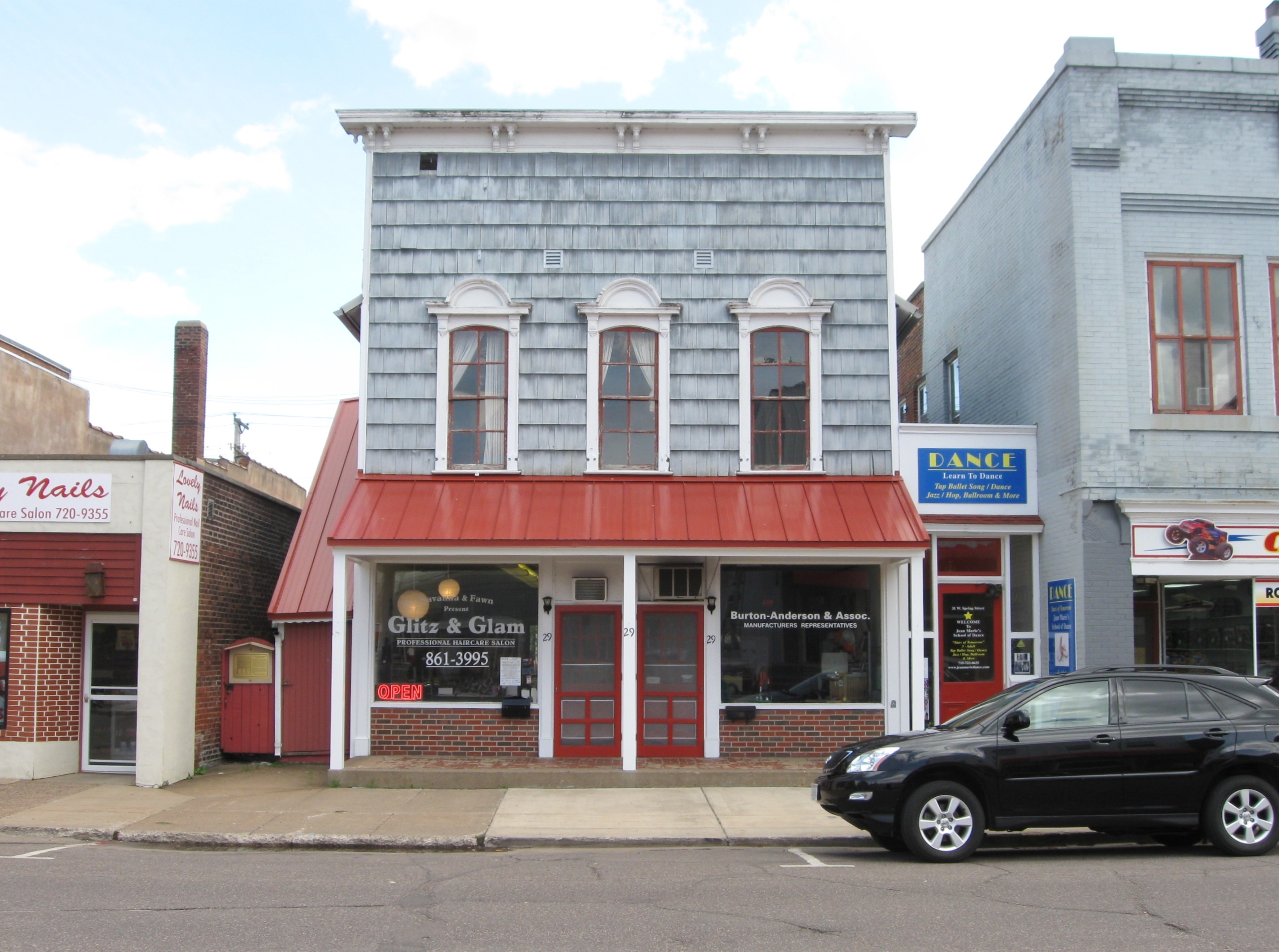 Marker and Oldest Commercial Building