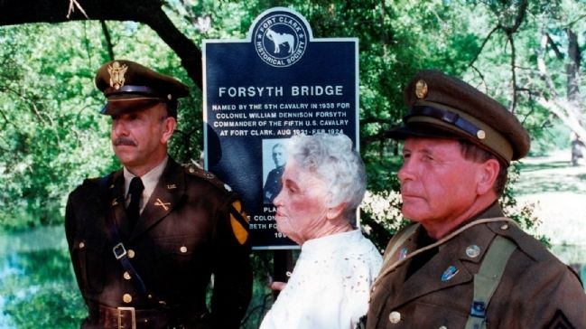 Elizabeth Forsyth Scheuber, "the Colonel's Daughter" at the marker dedication. Click for full size. Elizabeth Forsyth Scheuber, "the Colonel's Daughter" at the marker dedication image. Click for full size.
