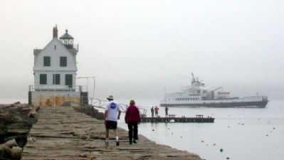 Rockland Breakwater Light image. Click for full size.