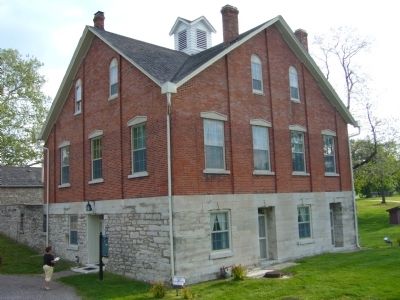 Nauvoo House image. Click for full size.