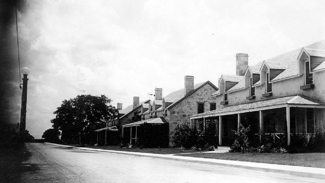 Early 20th century historic view of Fort Clark's Officers' Row Quarters image. Click for full size.