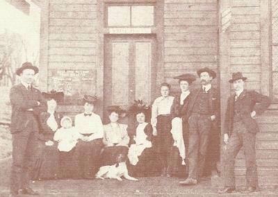 Donalds Southern Railway Depot Passengers. Click for full size. Donalds Southern Railway Depot Passengers image. Click for full size.