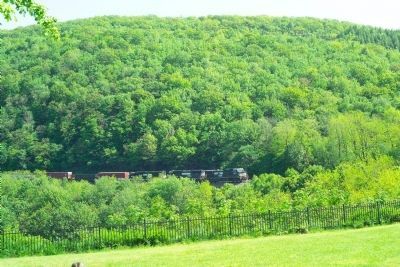 Norfolk Southern Mixed Freight image. Click for full size.
