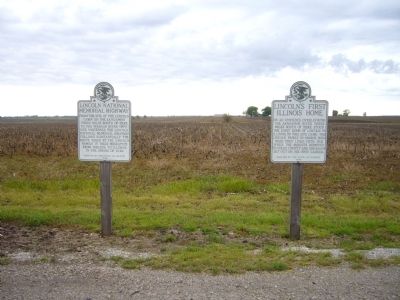 Lincolns First Illinois Home Marker <i>is on the right</i> image. Click for full size.
