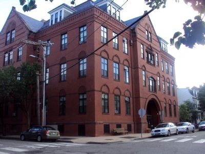 Putnam School Apartment Building image. Click for full size.
