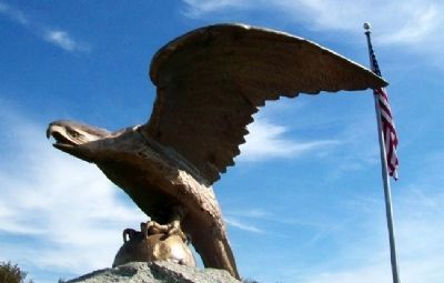 World War Memorial Eagle. Click for full size. World War Memorial Eagle image. Click for full size.