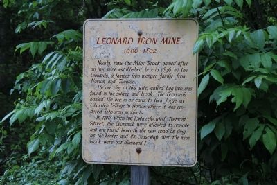Leonard Iron Mine Marker image. Click for full size.