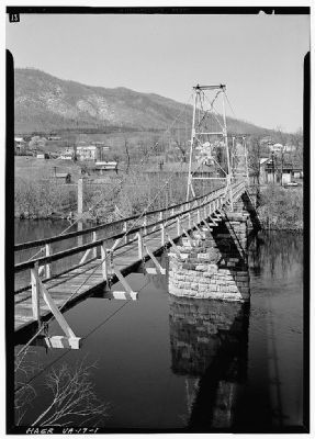 James River Suspension Bridge, Buchanan, Virginia image. Click for full size.