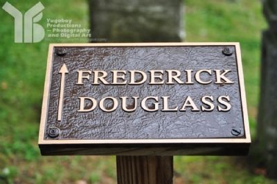 Frederick Douglass Grave Directional Marker image. Click for full size.