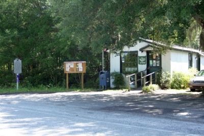 Pinopolis Marker and Post Office...2012 look image. Click for full size.