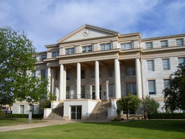 Deaf Smith Courthouse. Click for full size. Deaf Smith Courthouse image. Click for full size.