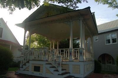 Weaverville Bandstand and Marker image. Click for full size.