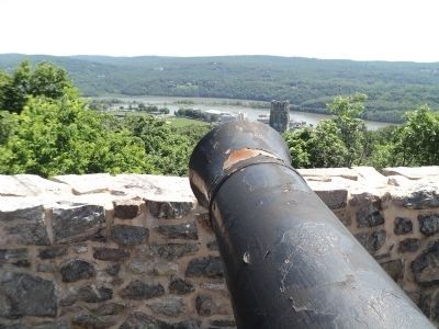 Cannon in Fort Putnam image. Click for full size.