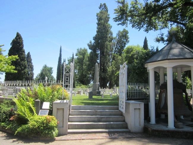 Volunteer Fireman's Plot image. Click for full size.