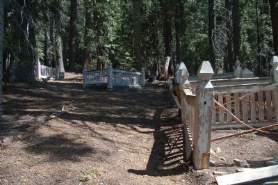 Howland Flat Cemetery image. Click for full size.
