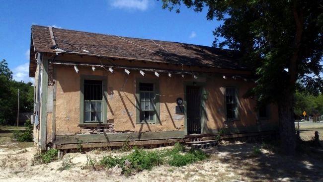 Montalvo House image. Click for full size.