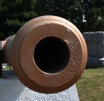Muzzle of South / East Cannon image. Click for full size.