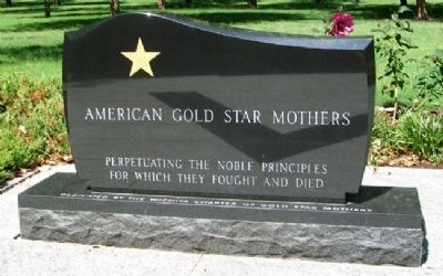 American Gold Star Mothers Memorial image. Click for full size.
