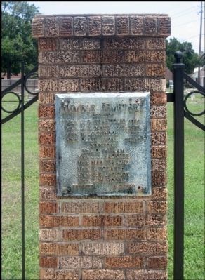 Humble Cemetery Dedication Plaque image. Click for full size.